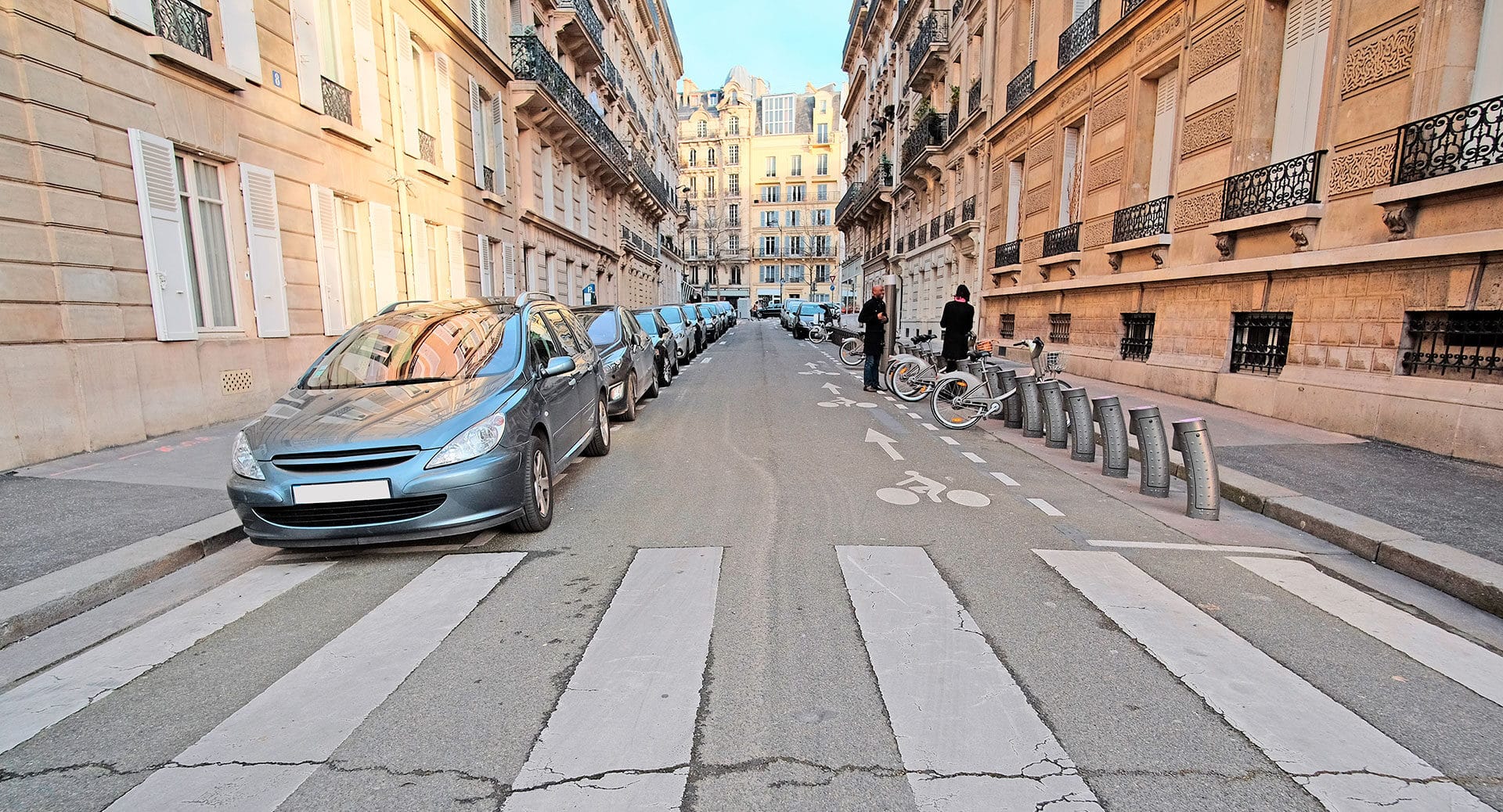 Pose de panneaux de stationnement pour vos déménagements et travaux sur Nantes pour seulement 49 Euros HT